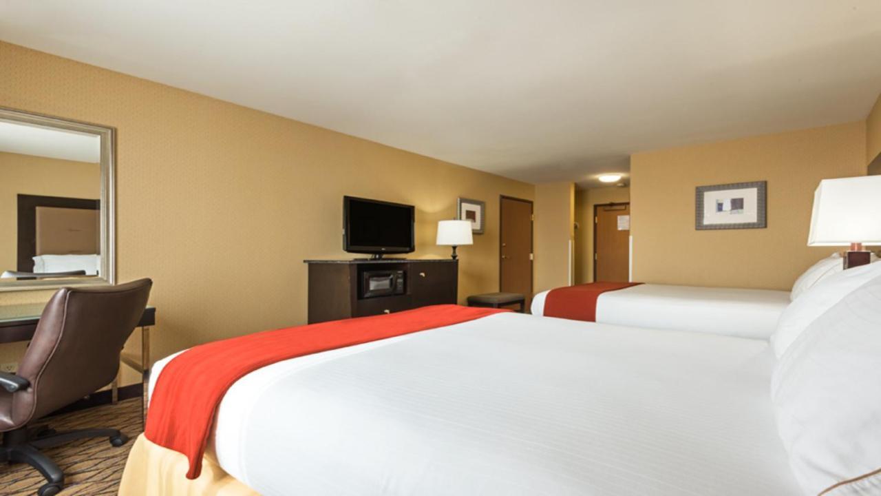 Holiday Inn Express Hotel & Suites North Seattle - Shoreline, An Ihg Hotel Room photo